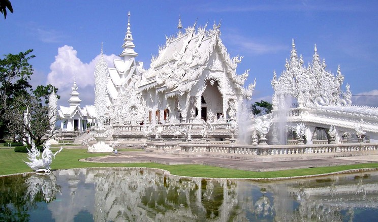 chiangmai white temple